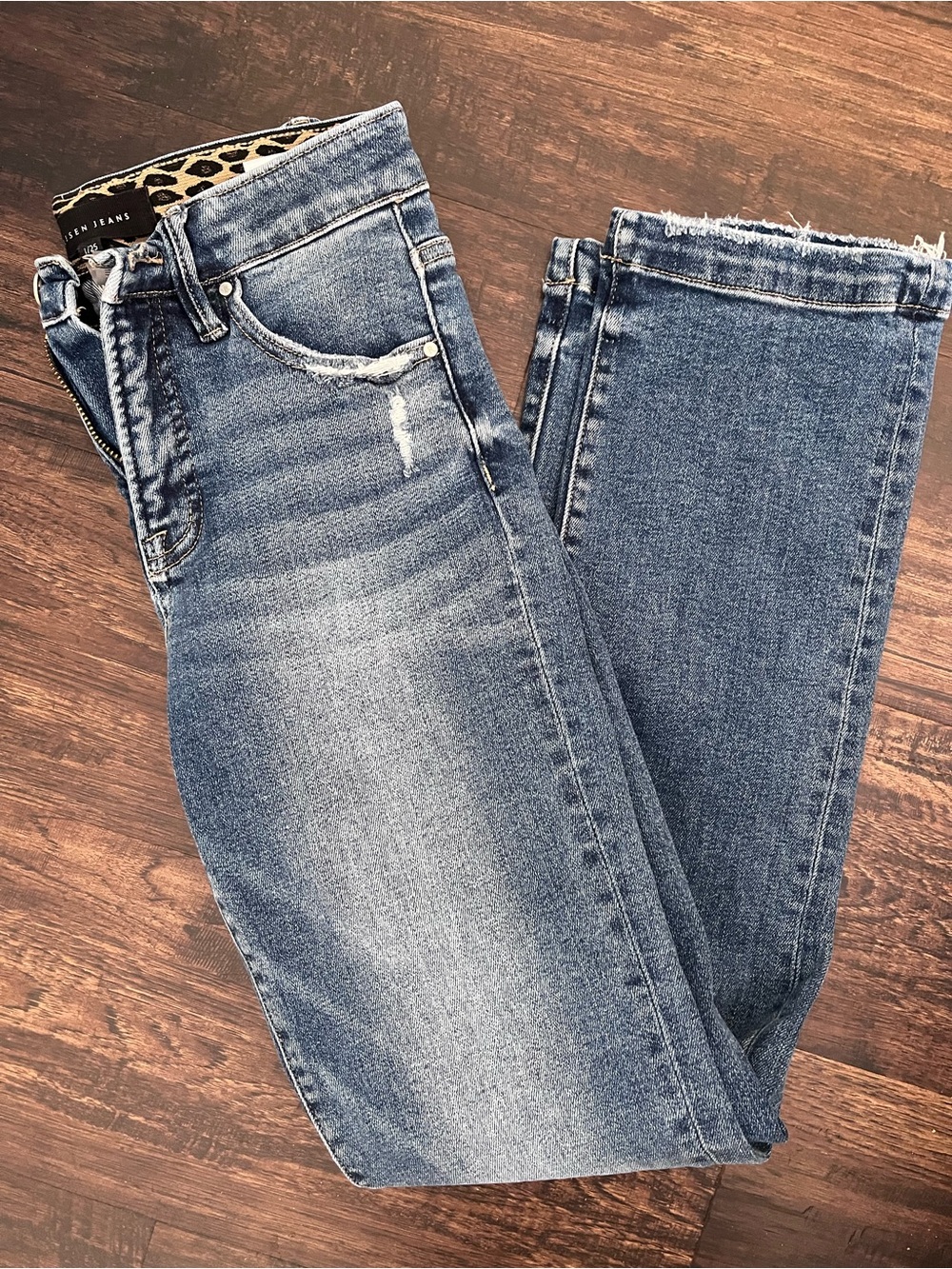 Straight Leg Women’s Jeans in Blue Denim with Leopard Waistband